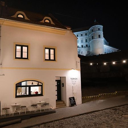 Terasa Pension & Winebar Mikulov Exterior foto